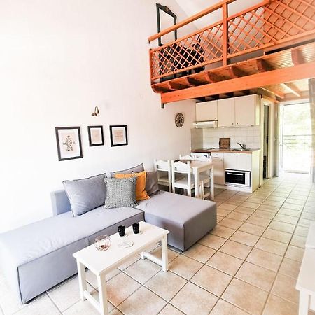 Haris Apartments كوكونارييس المظهر الخارجي الصورة